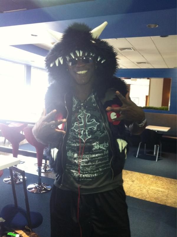 twitter~0.jpg twitter~0.jpg