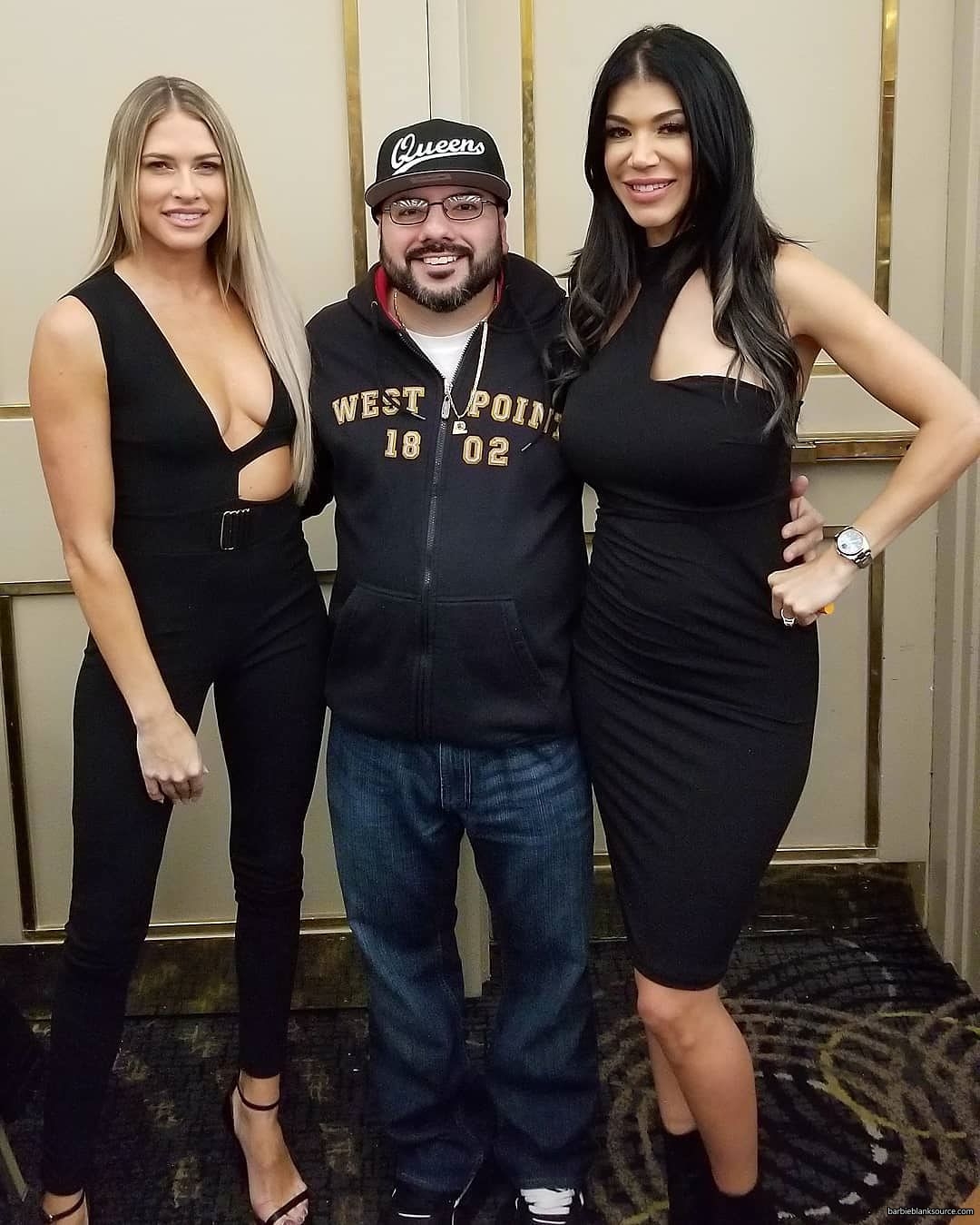 23417239_804610589743017_8138478854256721920_n.jpg 23417239_804610589743017_8138478854256721920_n.jpg