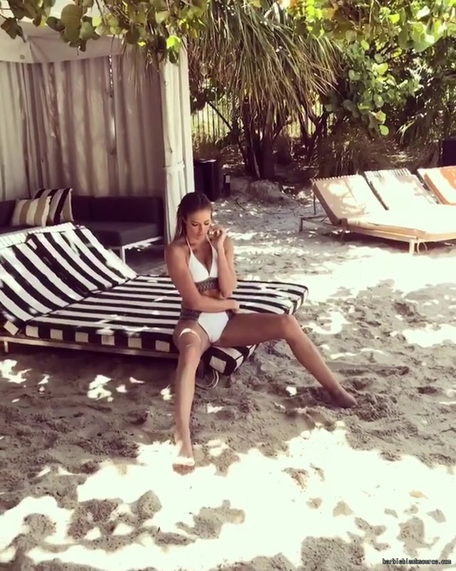 Barbie_Blank_on_Instagram_22Working_itttt__hydebeachmiami__honeybeeswim__darkstripe22_04.jpg