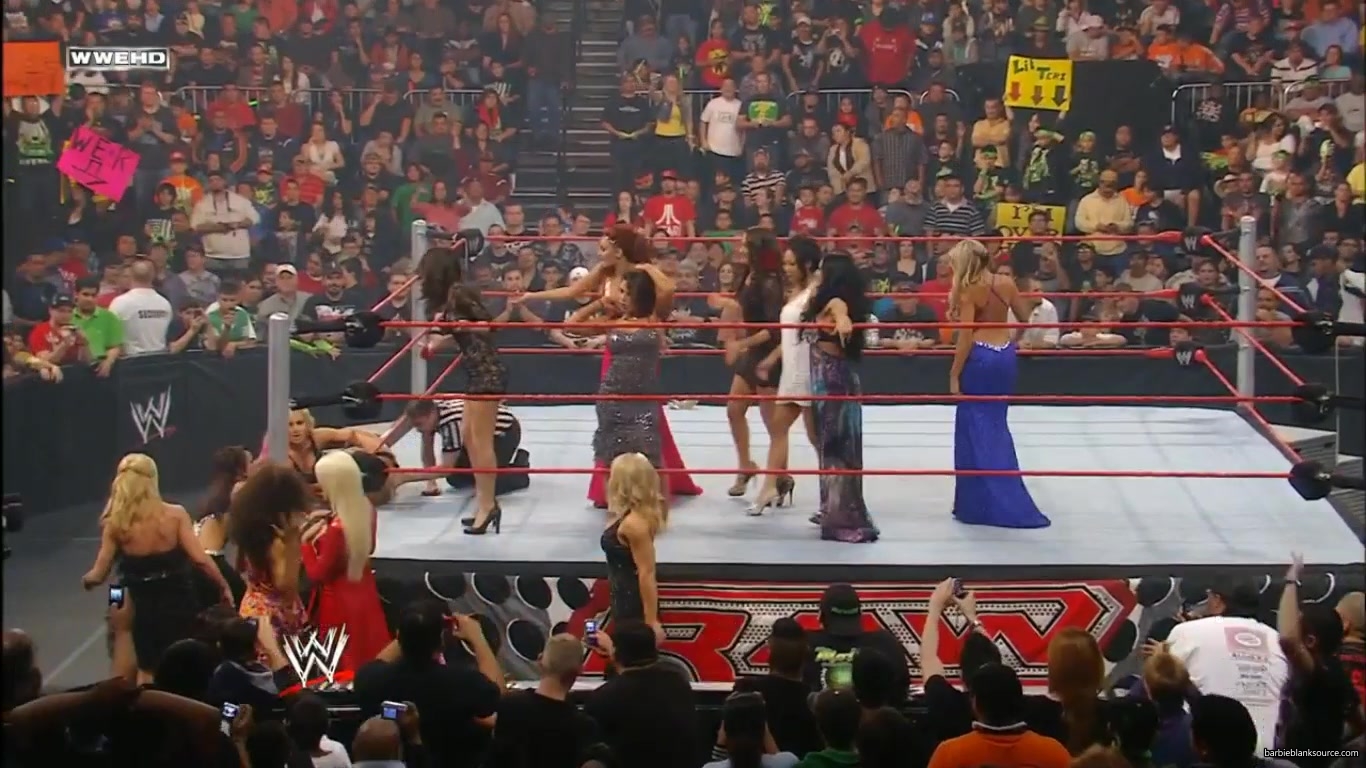 RAW_864_DECEMBER_142C_2009_0801.jpg RAW_864_DECEMBER_142C_2009_0801.jpg