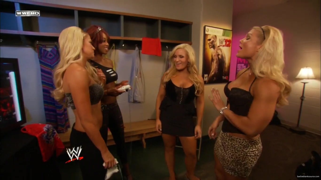 RAW_965_NOVEMBER_212C_2011_079.jpg RAW_965_NOVEMBER_212C_2011_079.jpg