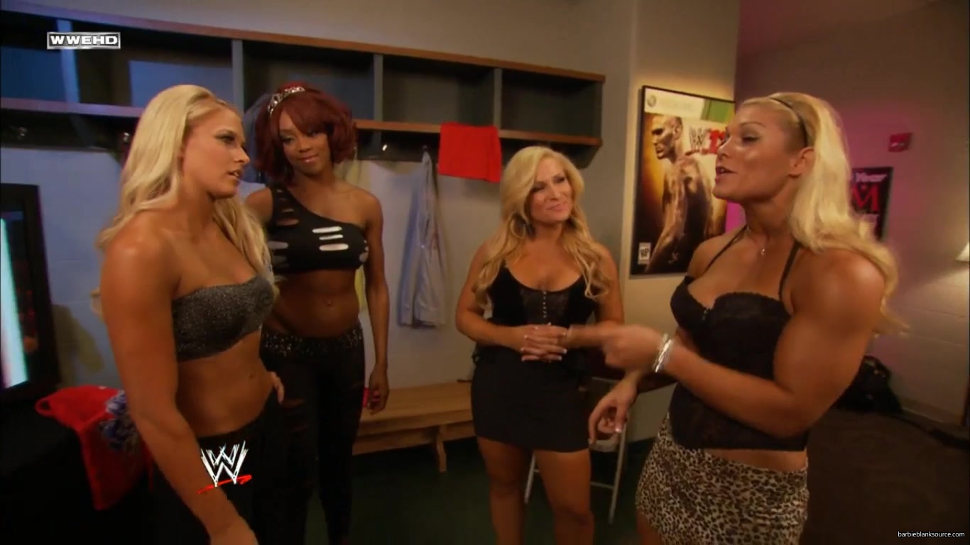 RAW_965_NOVEMBER_212C_2011_085.jpg RAW_965_NOVEMBER_212C_2011_085.jpg