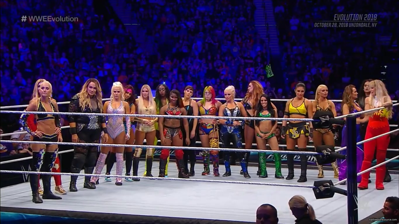 WWE_EVOLUTION_2018_OCTOBER_282C_2018_521.jpg