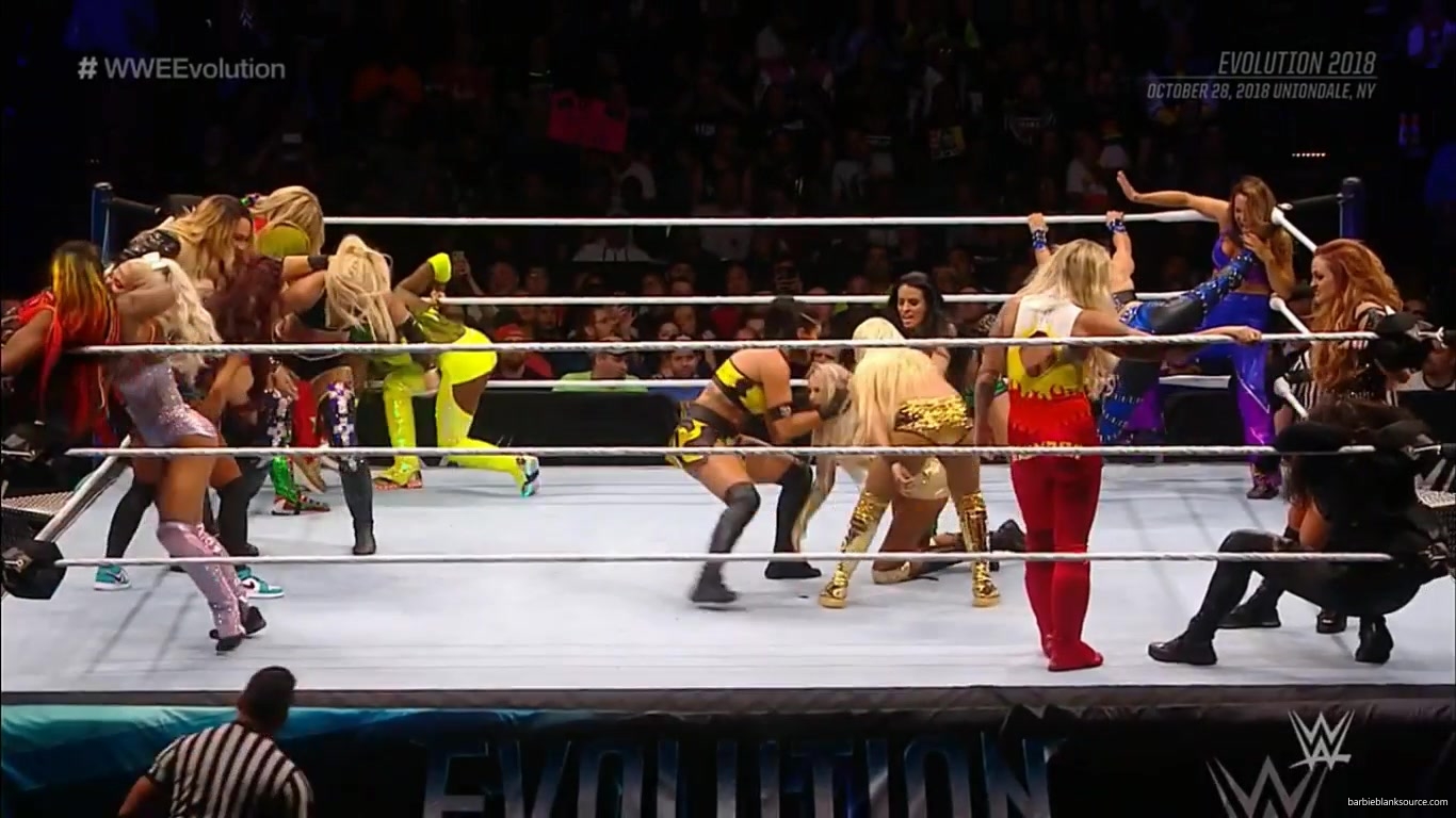 WWE_EVOLUTION_2018_OCTOBER_282C_2018_677.jpg
