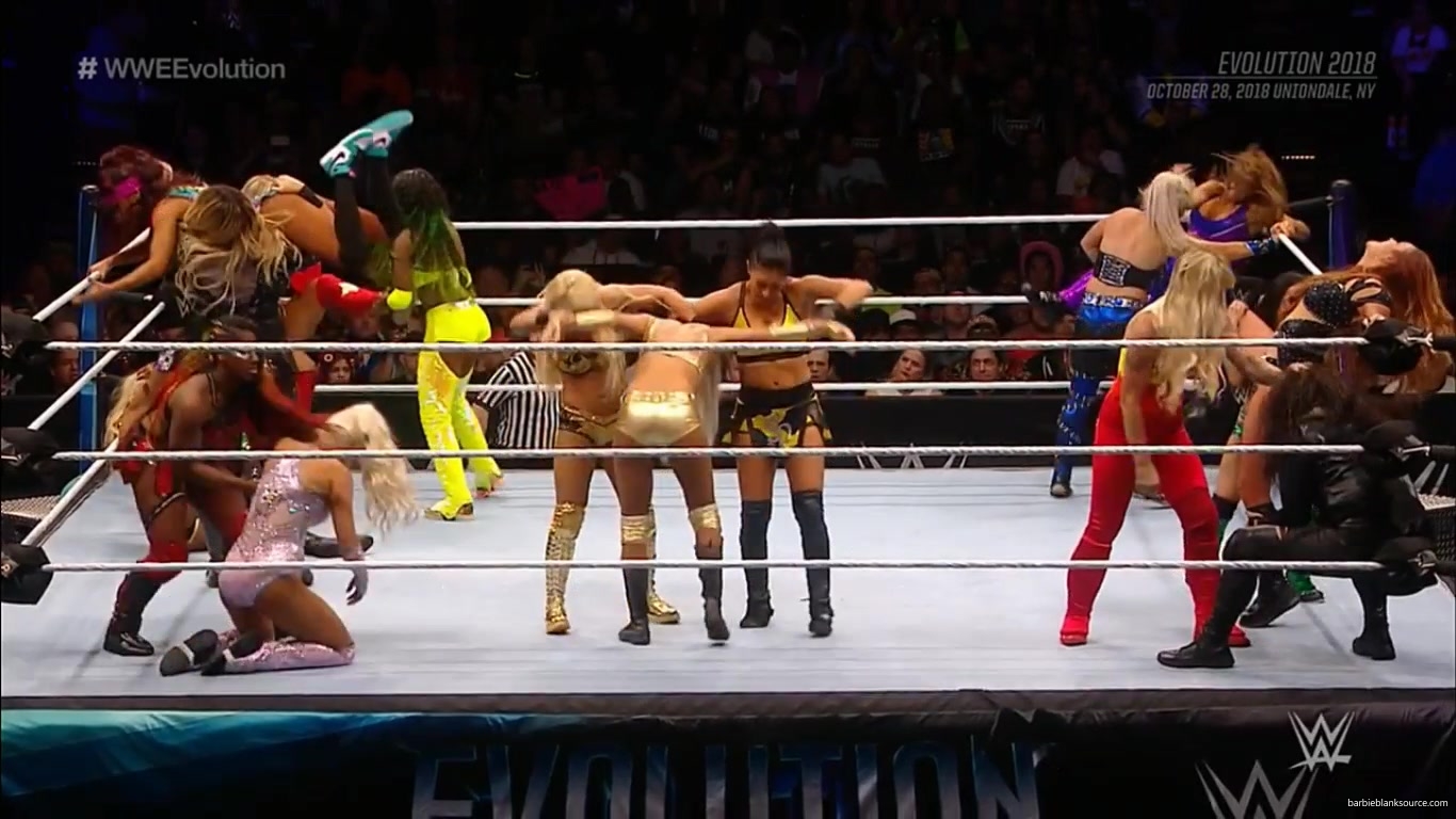 WWE_EVOLUTION_2018_OCTOBER_282C_2018_686.jpg