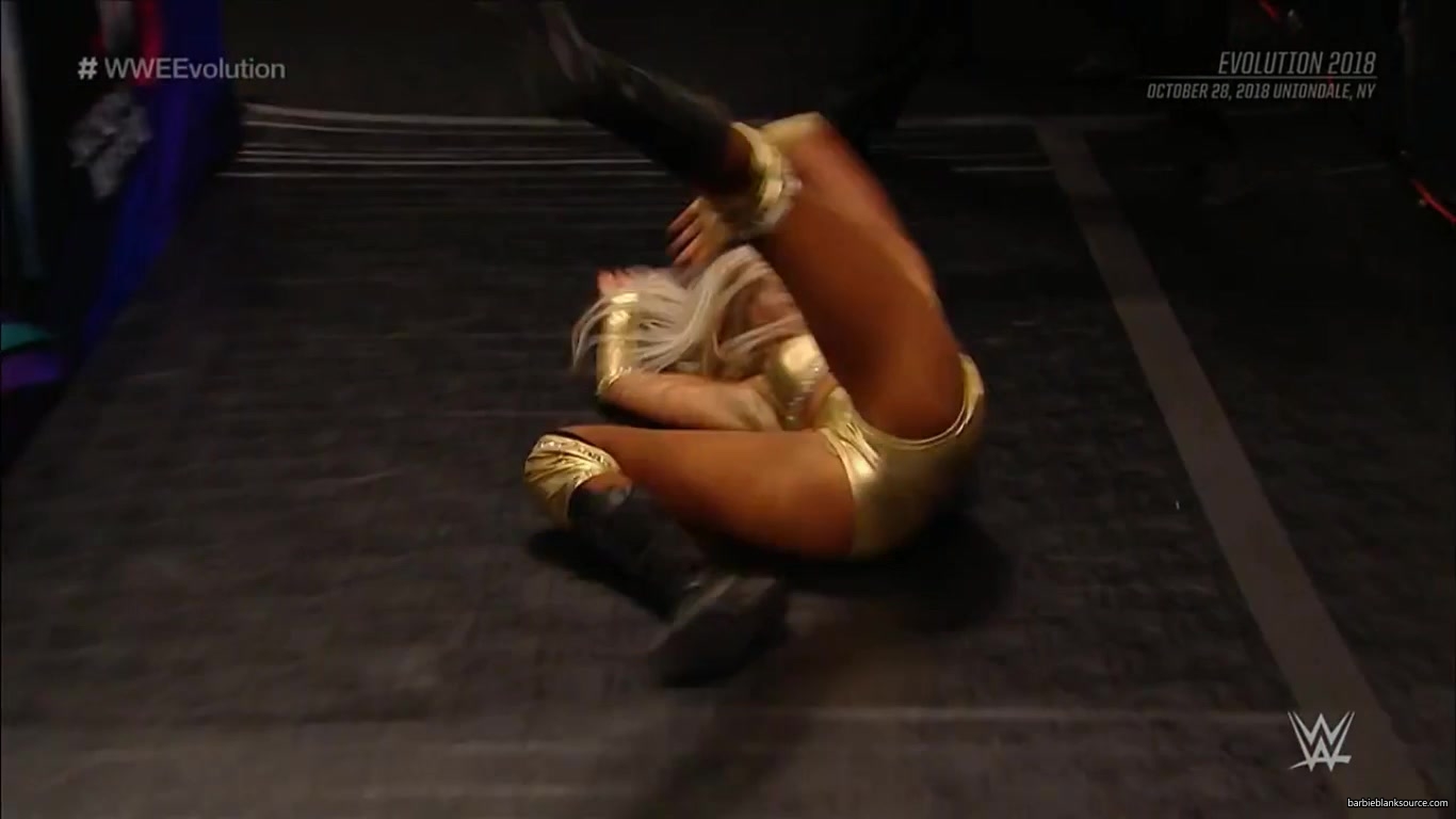 WWE_EVOLUTION_2018_OCTOBER_282C_2018_694.jpg