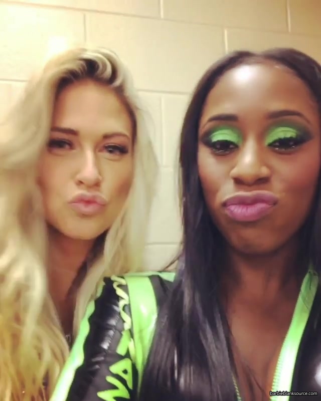 WWE_Superstar_NAOMI_on_Instagram_22Good_times_back_with_my_old_pro_05.jpg