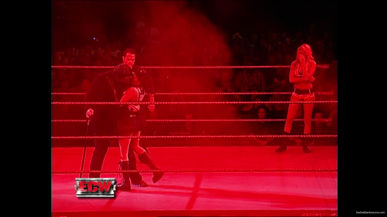 WWE_ECW_12_05_06_Ariel_vs_Kelly_mp40148.jpg WWE_ECW_12_05_06_Ariel_vs_Kelly_mp40148.jpg