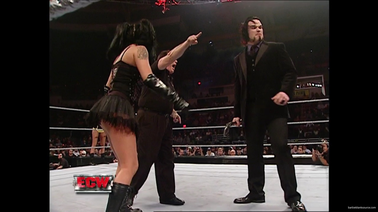 WWE_ECW_12_05_06_Ariel_vs_Kelly_mp40180.jpg WWE_ECW_12_05_06_Ariel_vs_Kelly_mp40180.jpg