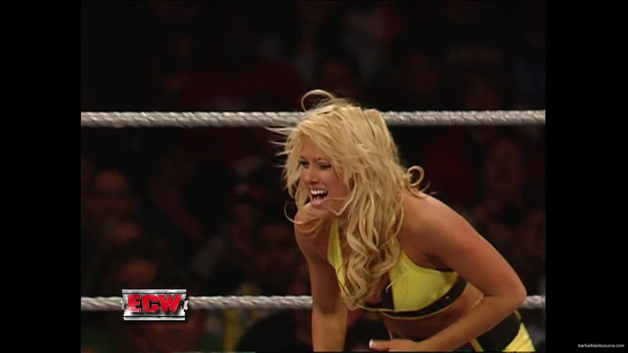 WWE_ECW_12_05_06_Ariel_vs_Kelly_mp40244.jpg WWE_ECW_12_05_06_Ariel_vs_Kelly_mp40244.jpg