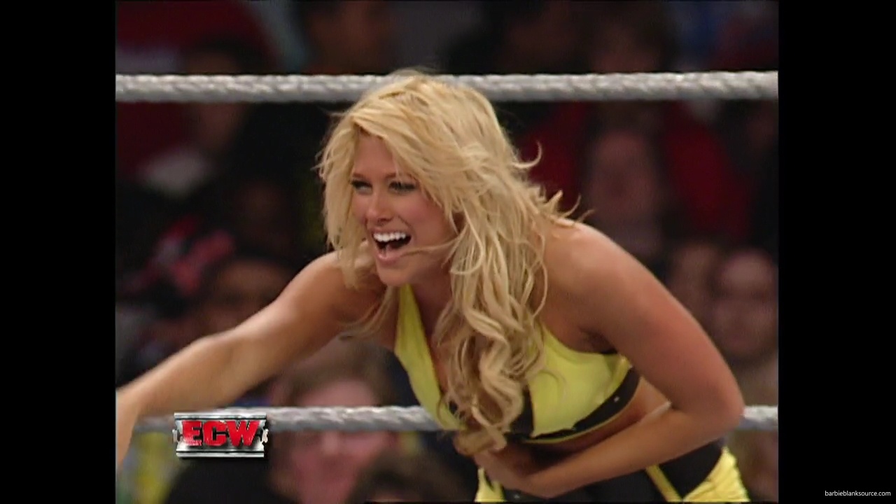 WWE_ECW_12_05_06_Ariel_vs_Kelly_mp40245.jpg WWE_ECW_12_05_06_Ariel_vs_Kelly_mp40245.jpg