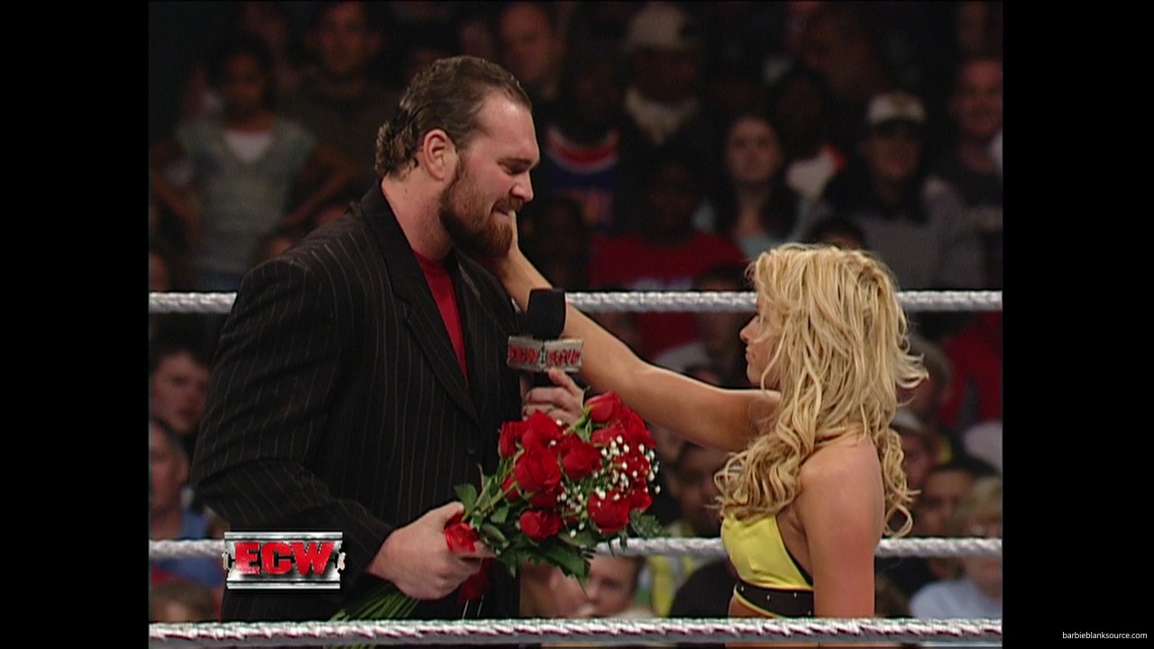 WWE_ECW_12_05_06_Ariel_vs_Kelly_mp40403.jpg WWE_ECW_12_05_06_Ariel_vs_Kelly_mp40403.jpg