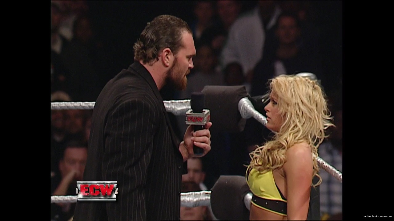 WWE_ECW_12_05_06_Ariel_vs_Kelly_mp40416.jpg WWE_ECW_12_05_06_Ariel_vs_Kelly_mp40416.jpg