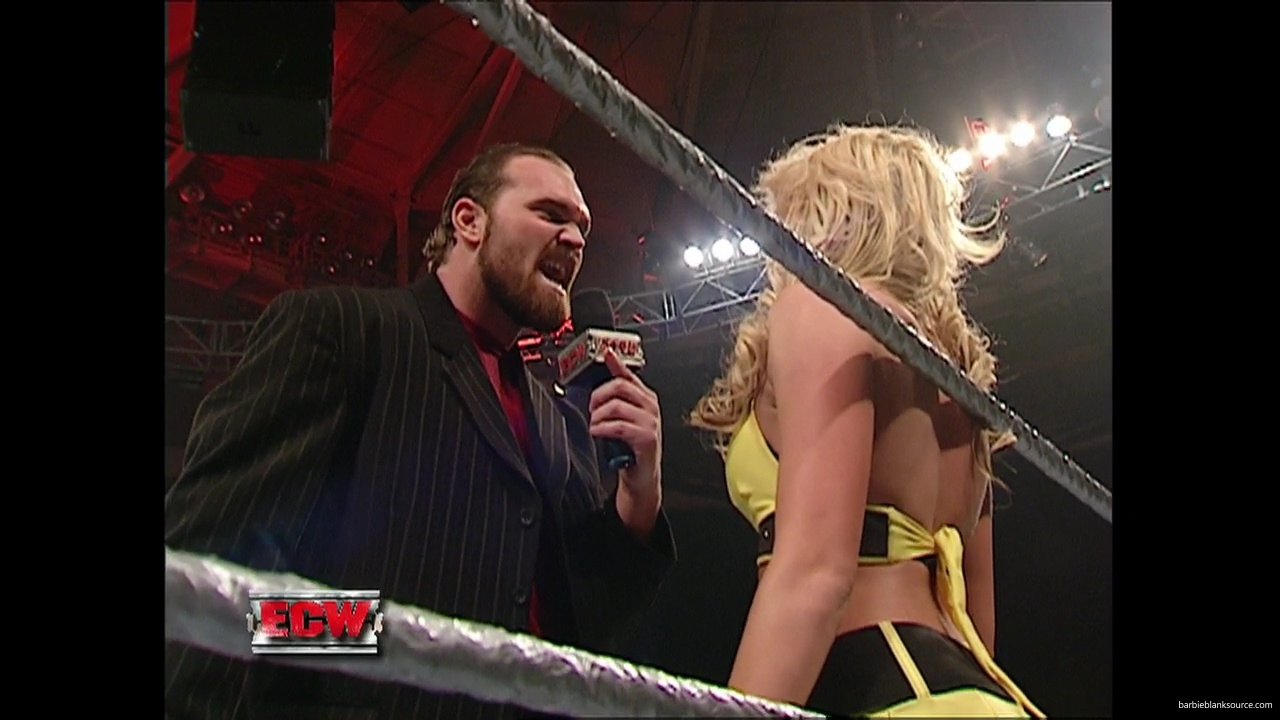 WWE_ECW_12_05_06_Ariel_vs_Kelly_mp40420.jpg WWE_ECW_12_05_06_Ariel_vs_Kelly_mp40420.jpg
