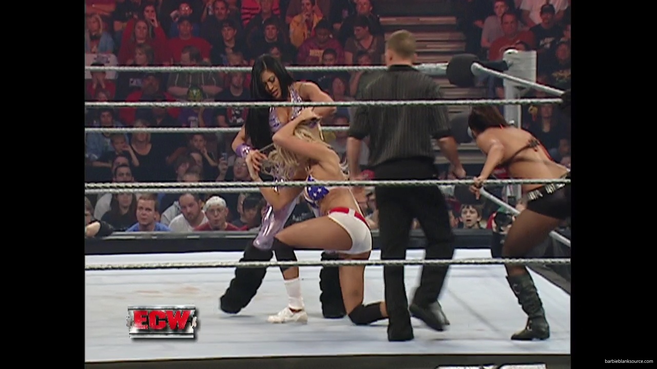 WWE_ECW_11_13_07_Kelly_Michelle_vs_Layla_Melina_mp41345.jpg WWE_ECW_11_13_07_Kelly_Michelle_vs_Layla_Melina_mp41345.jpg