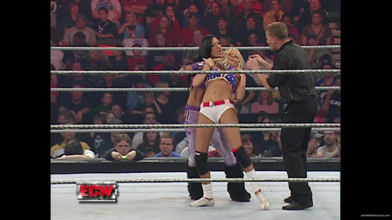 WWE_ECW_11_13_07_Kelly_Michelle_vs_Layla_Melina_mp41349.jpg WWE_ECW_11_13_07_Kelly_Michelle_vs_Layla_Melina_mp41349.jpg
