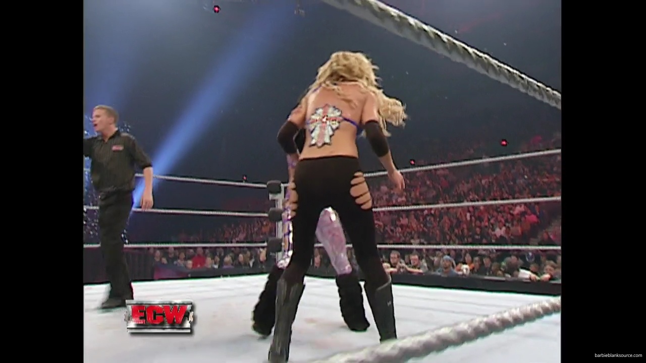 WWE_ECW_11_13_07_Kelly_Michelle_vs_Layla_Melina_mp41394.jpg WWE_ECW_11_13_07_Kelly_Michelle_vs_Layla_Melina_mp41394.jpg