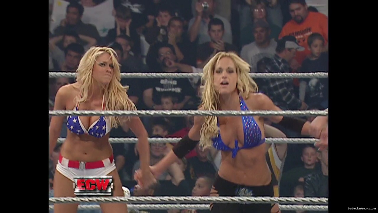 WWE_ECW_11_13_07_Kelly_Michelle_vs_Layla_Melina_mp41413.jpg WWE_ECW_11_13_07_Kelly_Michelle_vs_Layla_Melina_mp41413.jpg