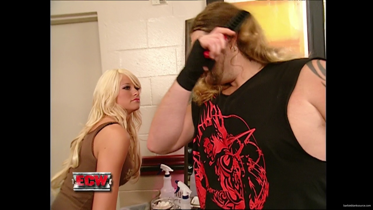 WWE_ECW_08_14_07_Kelly_Backstage_Segment_mp40371.jpg WWE_ECW_08_14_07_Kelly_Backstage_Segment_mp40371.jpg