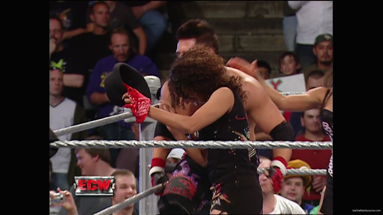 WWE_ECW_09_11_07_Extreme_Expose_Ringside_mp41088.jpg WWE_ECW_09_11_07_Extreme_Expose_Ringside_mp41088.jpg