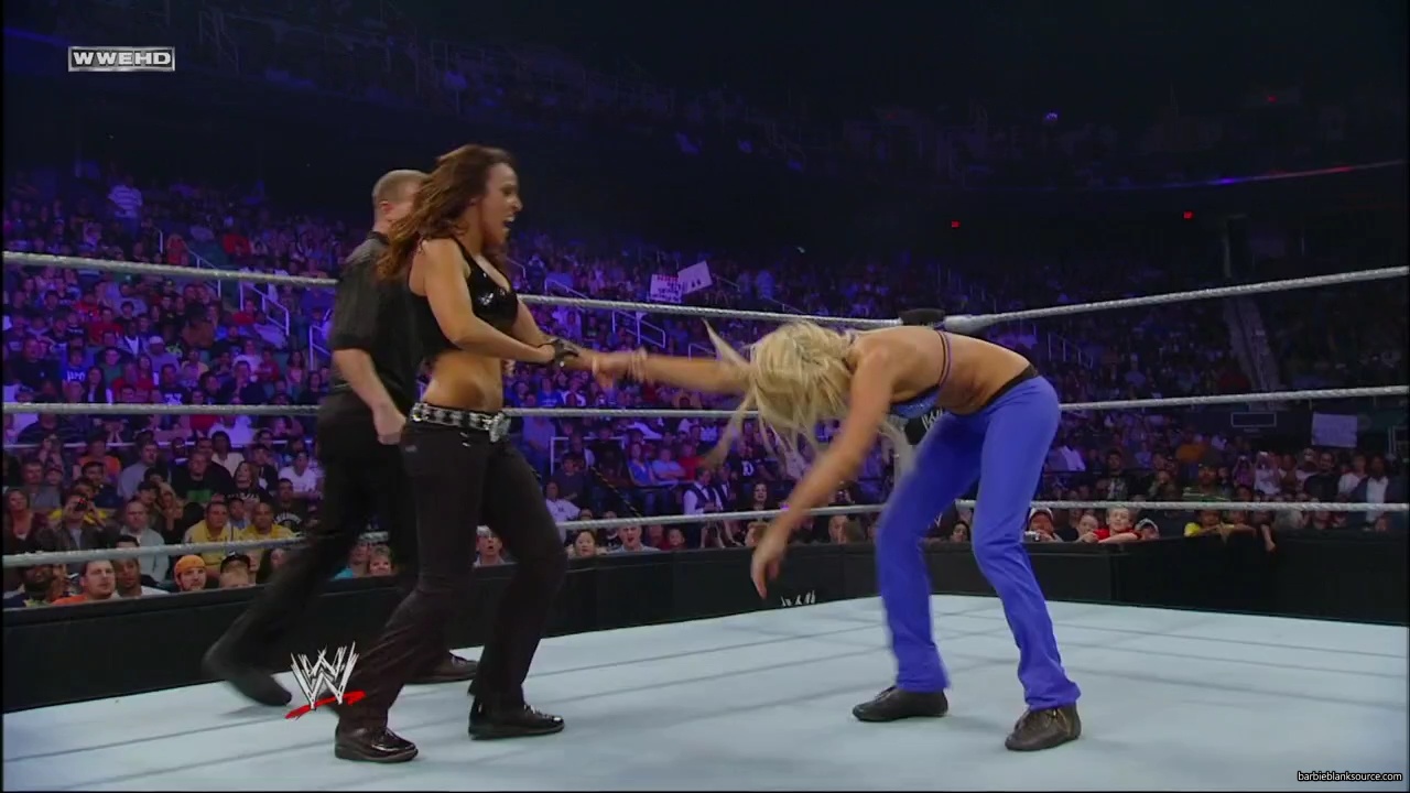 WWE_ECW_04_22_08_Dreamer_Kelly_vs_Knox_Layla_mp40276.jpg