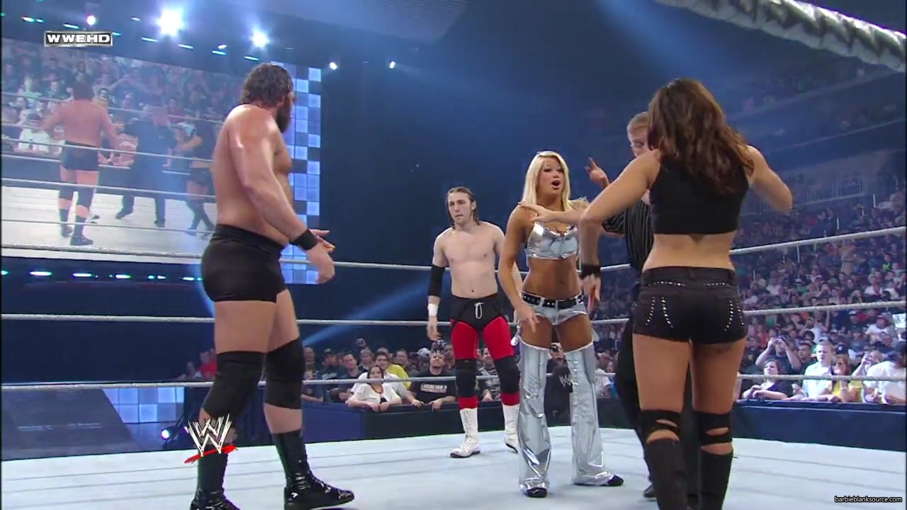 WWE_ECW_05_20_08_Colin_Kelly_vs_Knox_Layla_mp40107.jpg