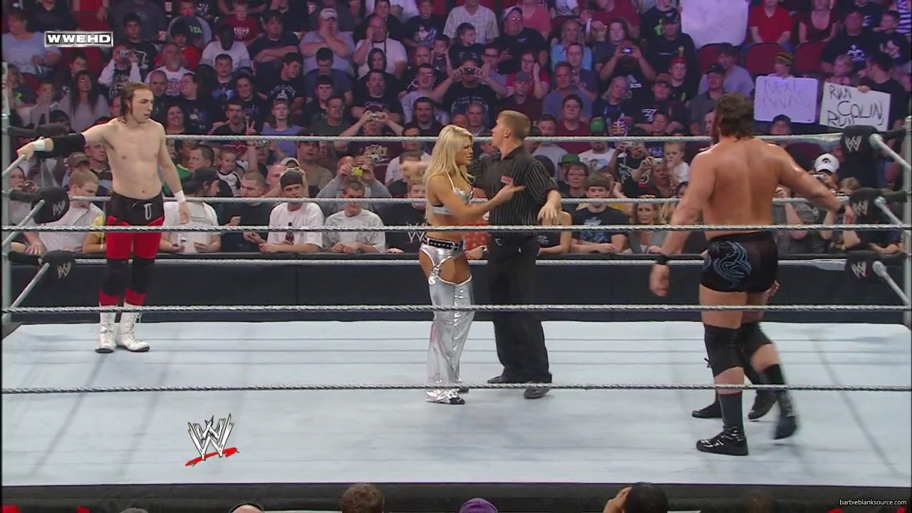 WWE_ECW_05_20_08_Colin_Kelly_vs_Knox_Layla_mp40112.jpg