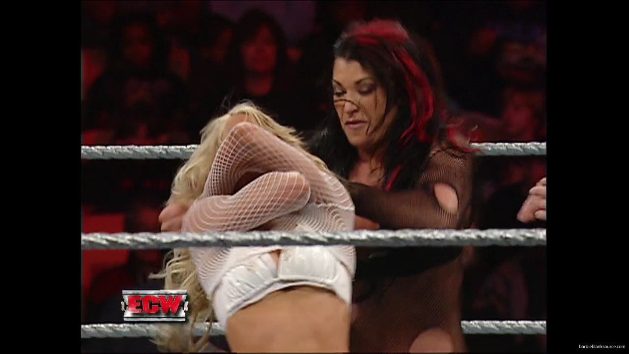 WWE_ECW_12_06_07_Balls_Kelly_vs_Kenny_Victoria_mp42168.jpg