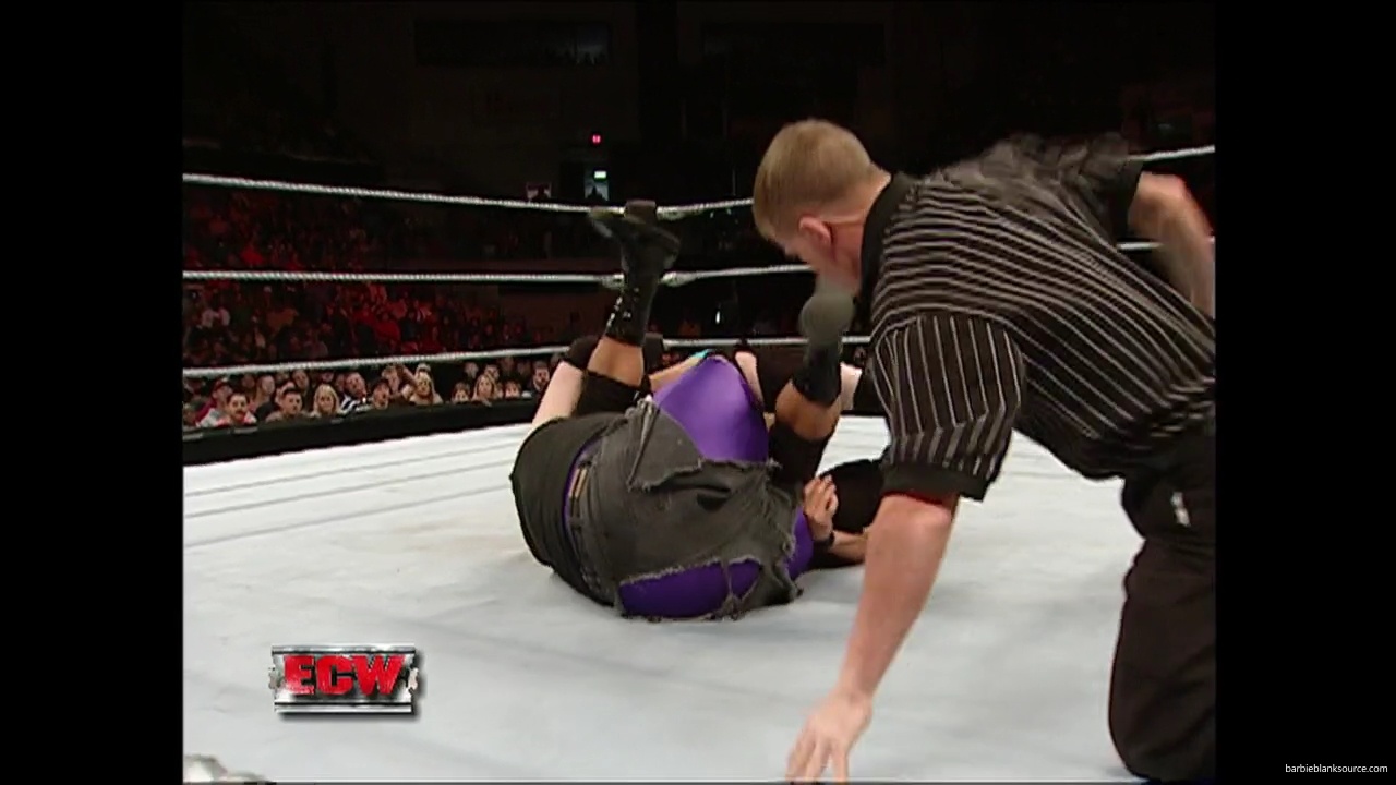 WWE_ECW_12_06_07_Balls_Kelly_vs_Kenny_Victoria_mp42256.jpg
