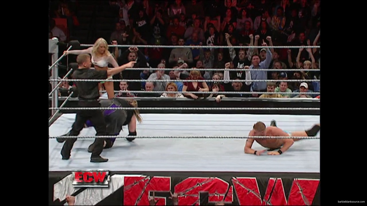 WWE_ECW_12_06_07_Balls_Kelly_vs_Kenny_Victoria_mp42258.jpg