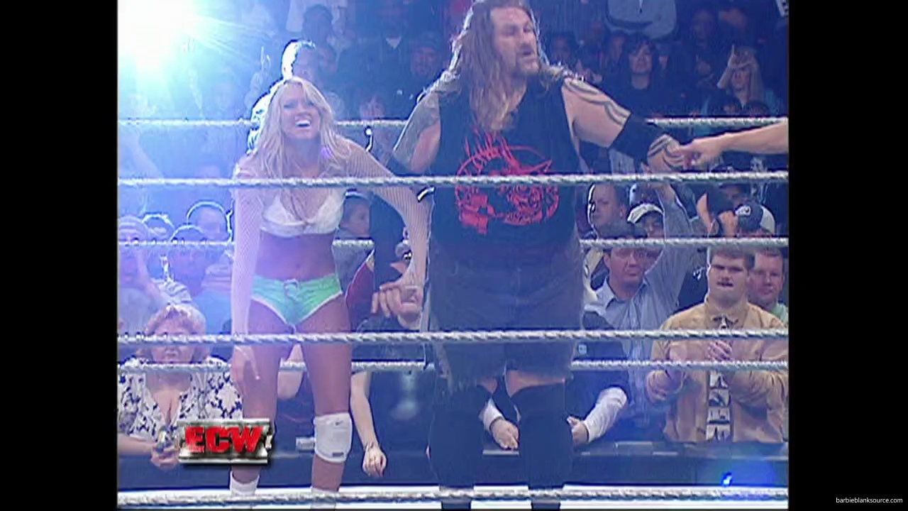 WWE_ECW_12_06_07_Balls_Kelly_vs_Kenny_Victoria_mp42265.jpg WWE_ECW_12_06_07_Balls_Kelly_vs_Kenny_Victoria_mp42265.jpg