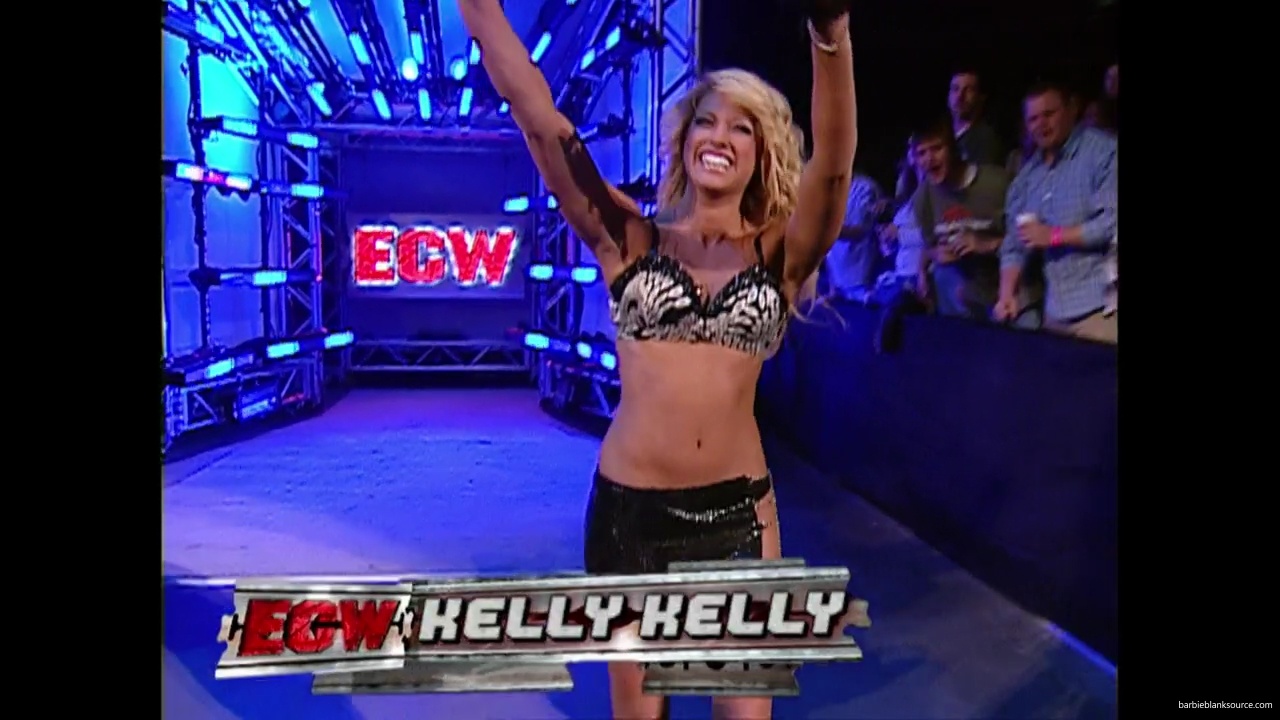 WWE_ECW_01_16_07_Kelly_Ringside_mp40068.jpg
