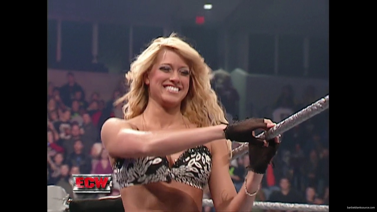WWE_ECW_01_16_07_Kelly_Ringside_mp40080.jpg WWE_ECW_01_16_07_Kelly_Ringside_mp40080.jpg