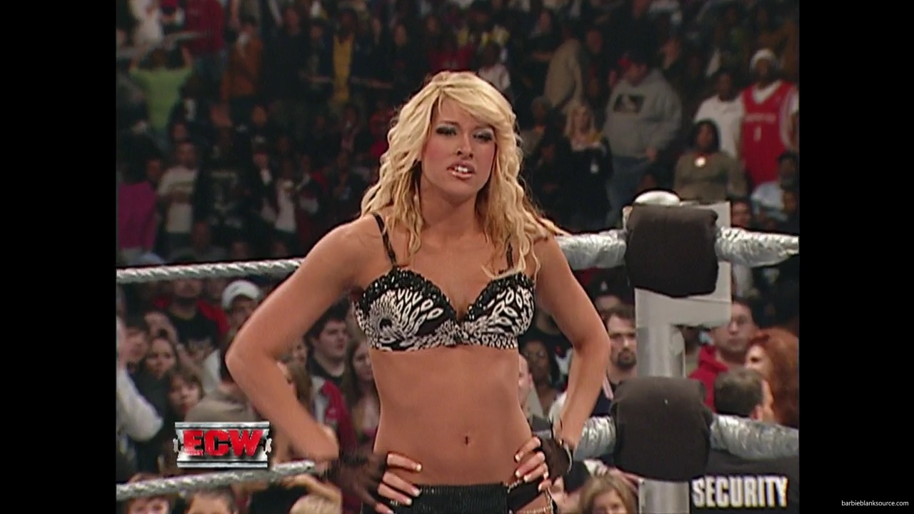 WWE_ECW_01_16_07_Kelly_Ringside_mp40170.jpg