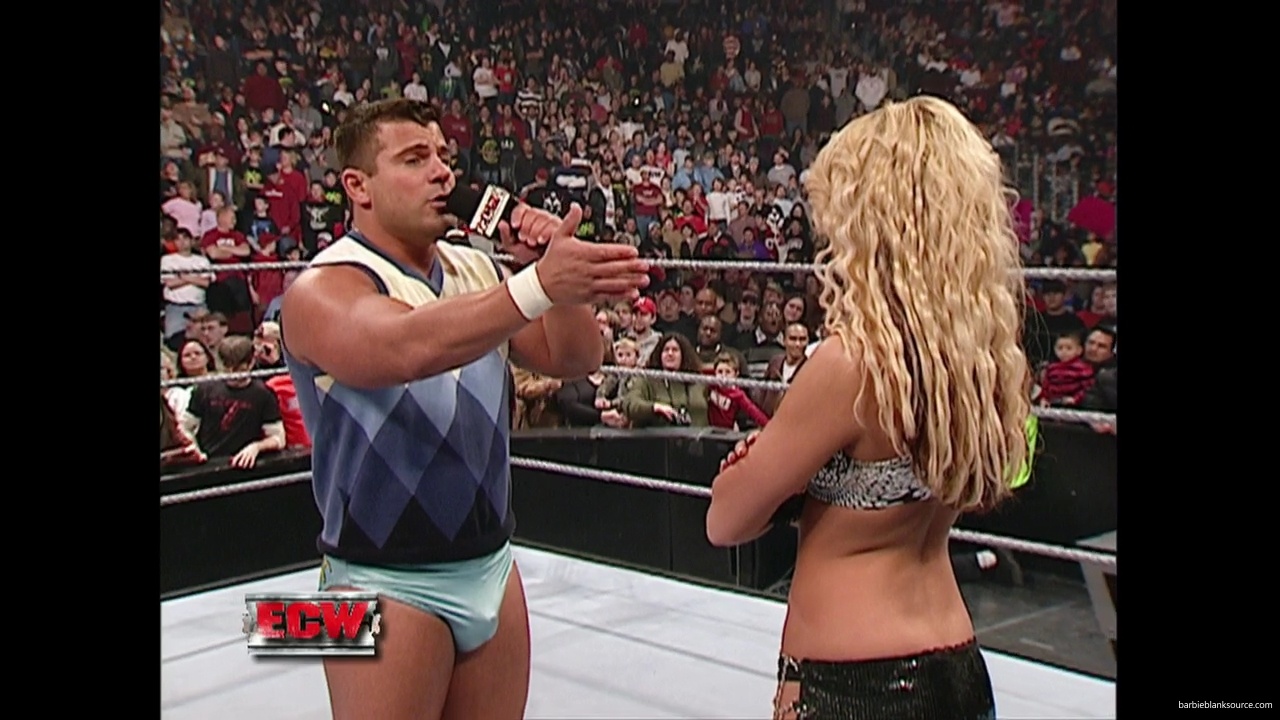 WWE_ECW_01_16_07_Kelly_Ringside_mp40244.jpg WWE_ECW_01_16_07_Kelly_Ringside_mp40244.jpg