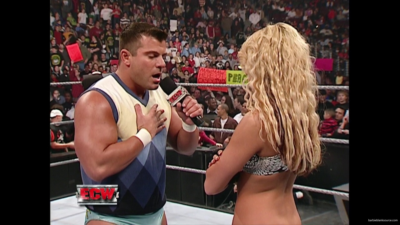WWE_ECW_01_16_07_Kelly_Ringside_mp40266.jpg WWE_ECW_01_16_07_Kelly_Ringside_mp40266.jpg