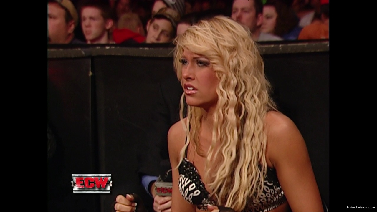 WWE_ECW_01_16_07_Kelly_Ringside_mp40358.jpg WWE_ECW_01_16_07_Kelly_Ringside_mp40358.jpg
