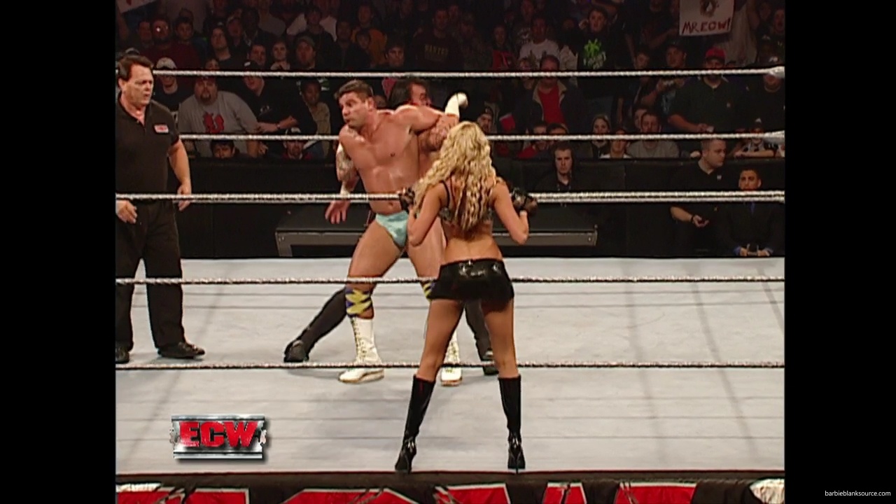 WWE_ECW_01_16_07_Kelly_Ringside_mp40373.jpg