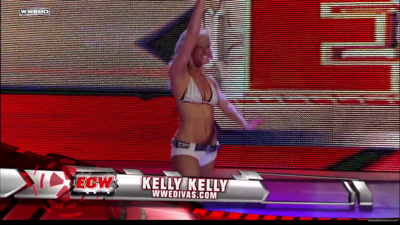 WWE_ECW_02_12_08_Kelly_vs_Layla_mp41549.jpg