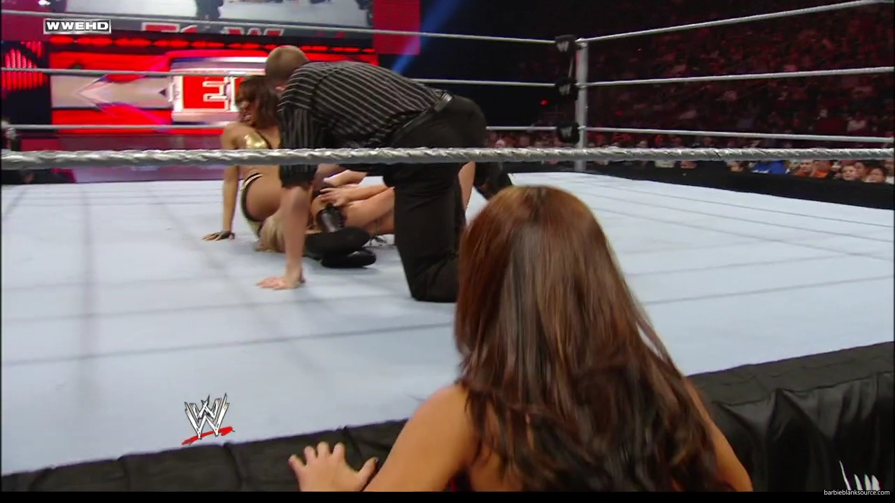 WWE_ECW_02_12_08_Kelly_vs_Layla_mp41664.jpg WWE_ECW_02_12_08_Kelly_vs_Layla_mp41664.jpg