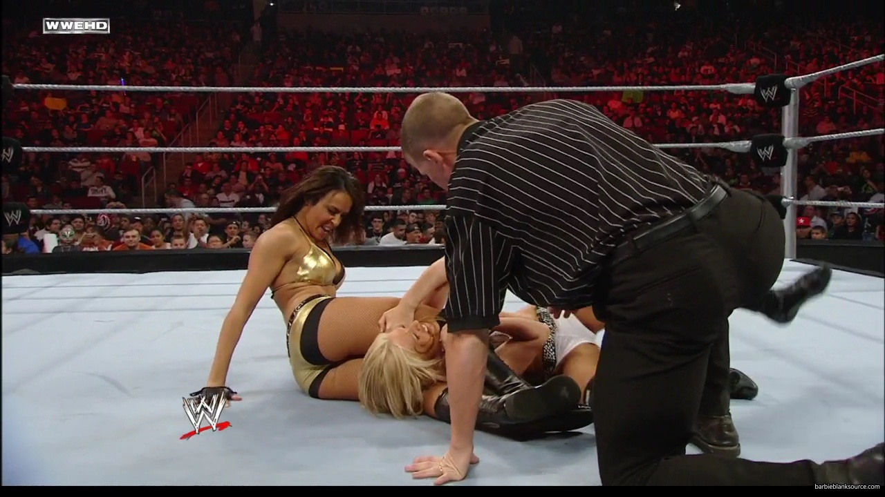 WWE_ECW_02_12_08_Kelly_vs_Layla_mp41675.jpg WWE_ECW_02_12_08_Kelly_vs_Layla_mp41675.jpg