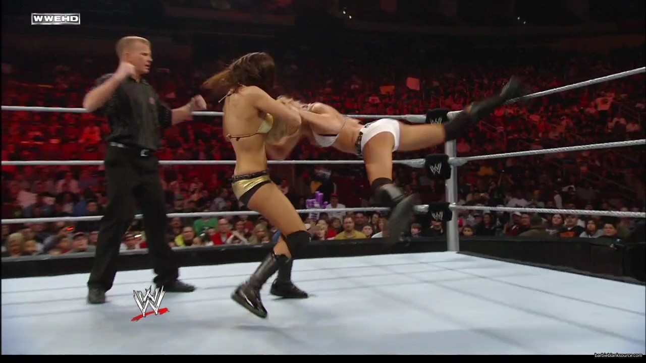 WWE_ECW_02_12_08_Kelly_vs_Layla_mp41712.jpg WWE_ECW_02_12_08_Kelly_vs_Layla_mp41712.jpg