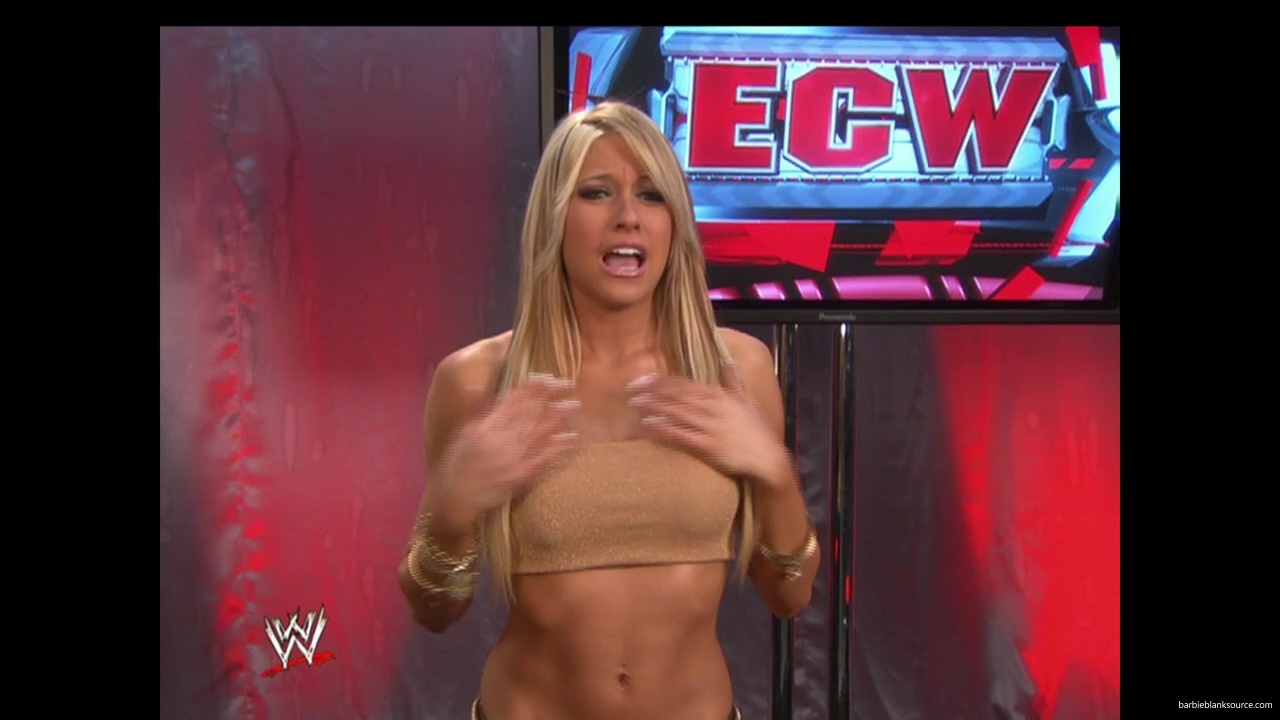 WWE_ECW_02_19_08_Kelly_Backstage_Segment_mp41952.jpg