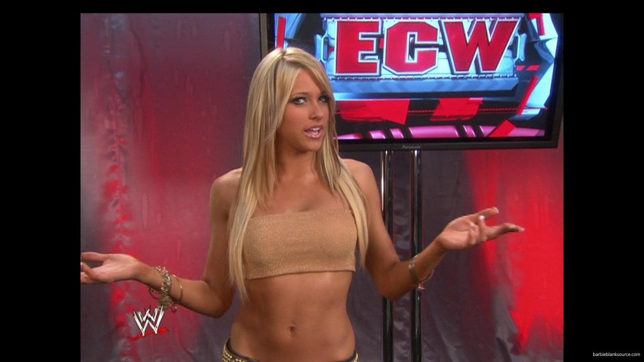 WWE_ECW_02_19_08_Kelly_Backstage_Segment_mp41955.jpg