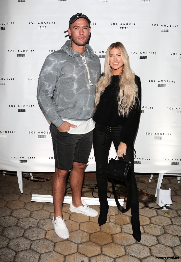 5fb06b5eb84bd.jpg 5fb06b5eb84bd.jpg