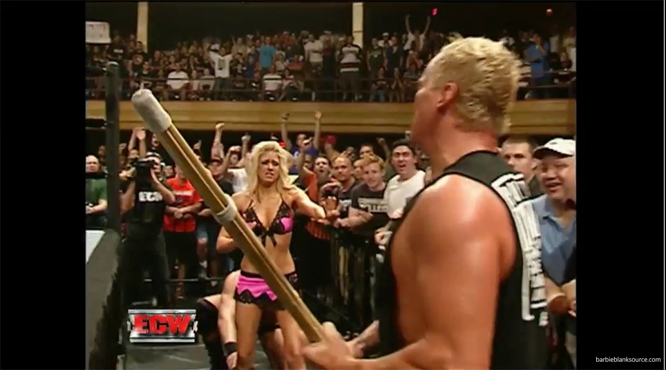 ECW_mp40365.jpg ECW_mp40365.jpg