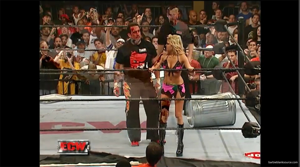 ECW_mp40395.jpg ECW_mp40395.jpg