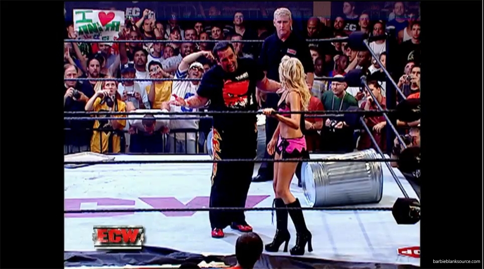 ECW_mp40397.jpg ECW_mp40397.jpg