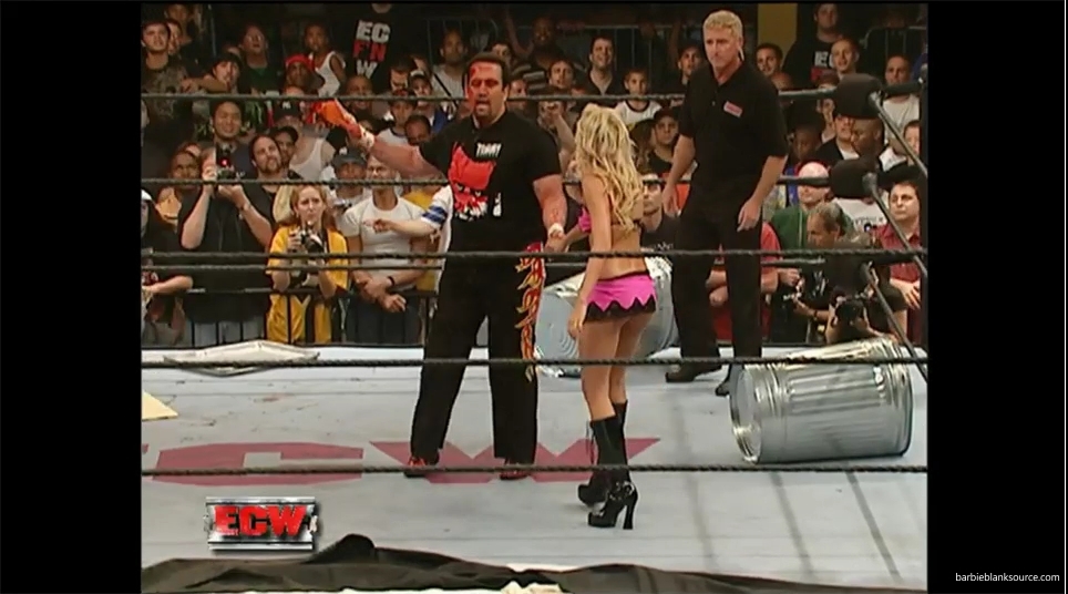 ECW_mp40409.jpg ECW_mp40409.jpg