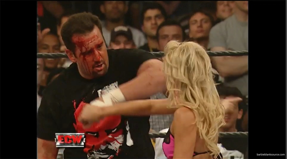 ECW_mp40415.jpg ECW_mp40415.jpg